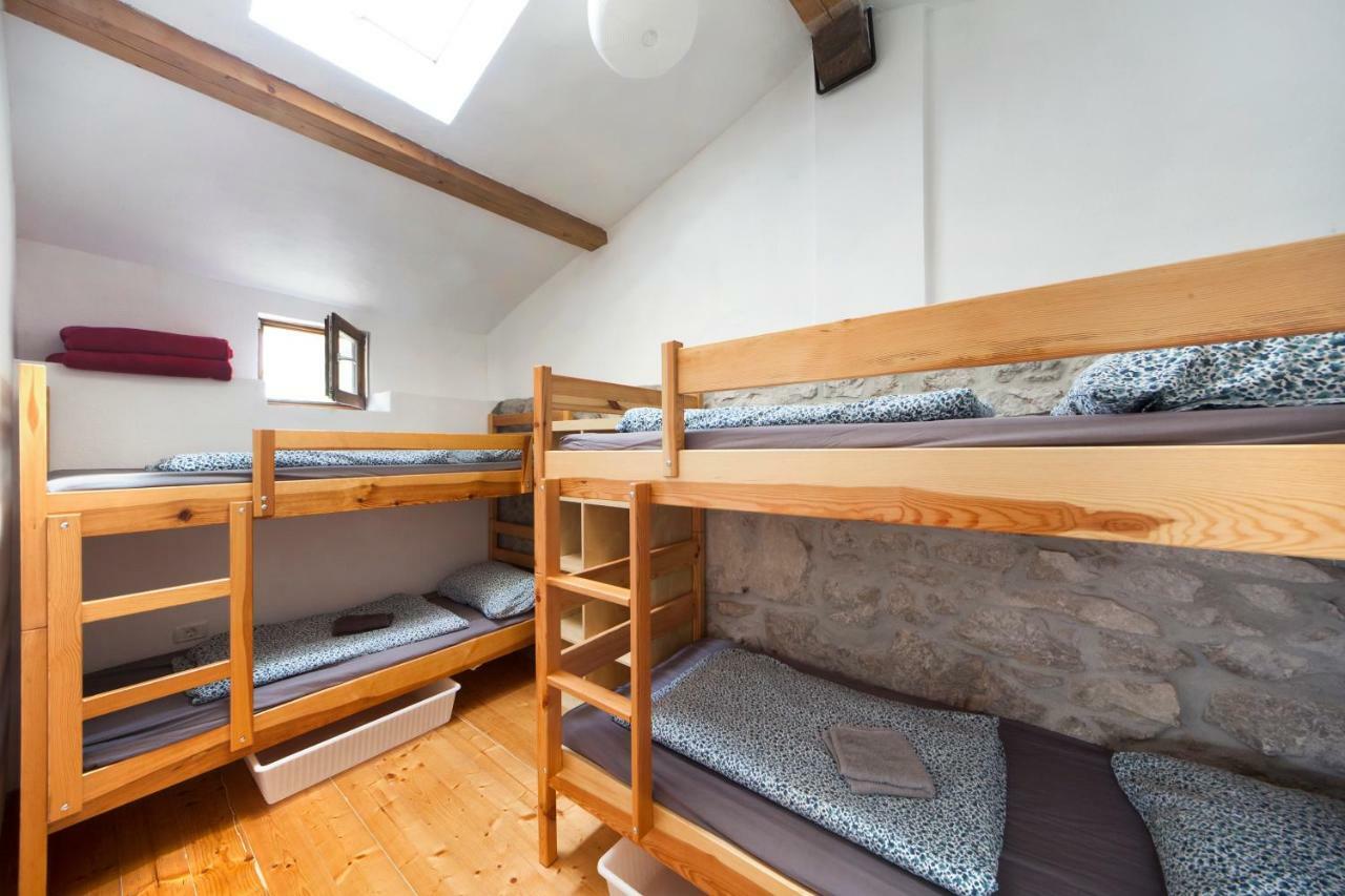 Hostel Xaxid Crni Kal Ngoại thất bức ảnh